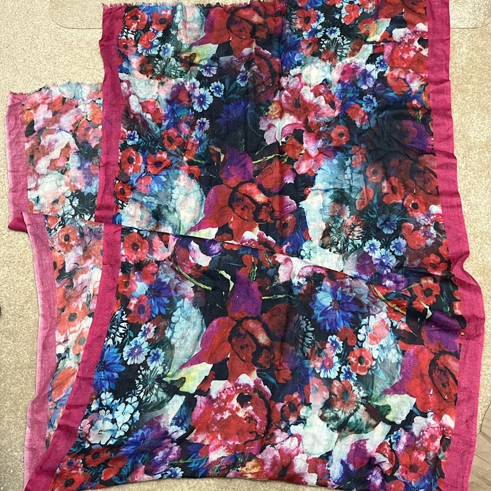 Neumann Marcus Floral Pink